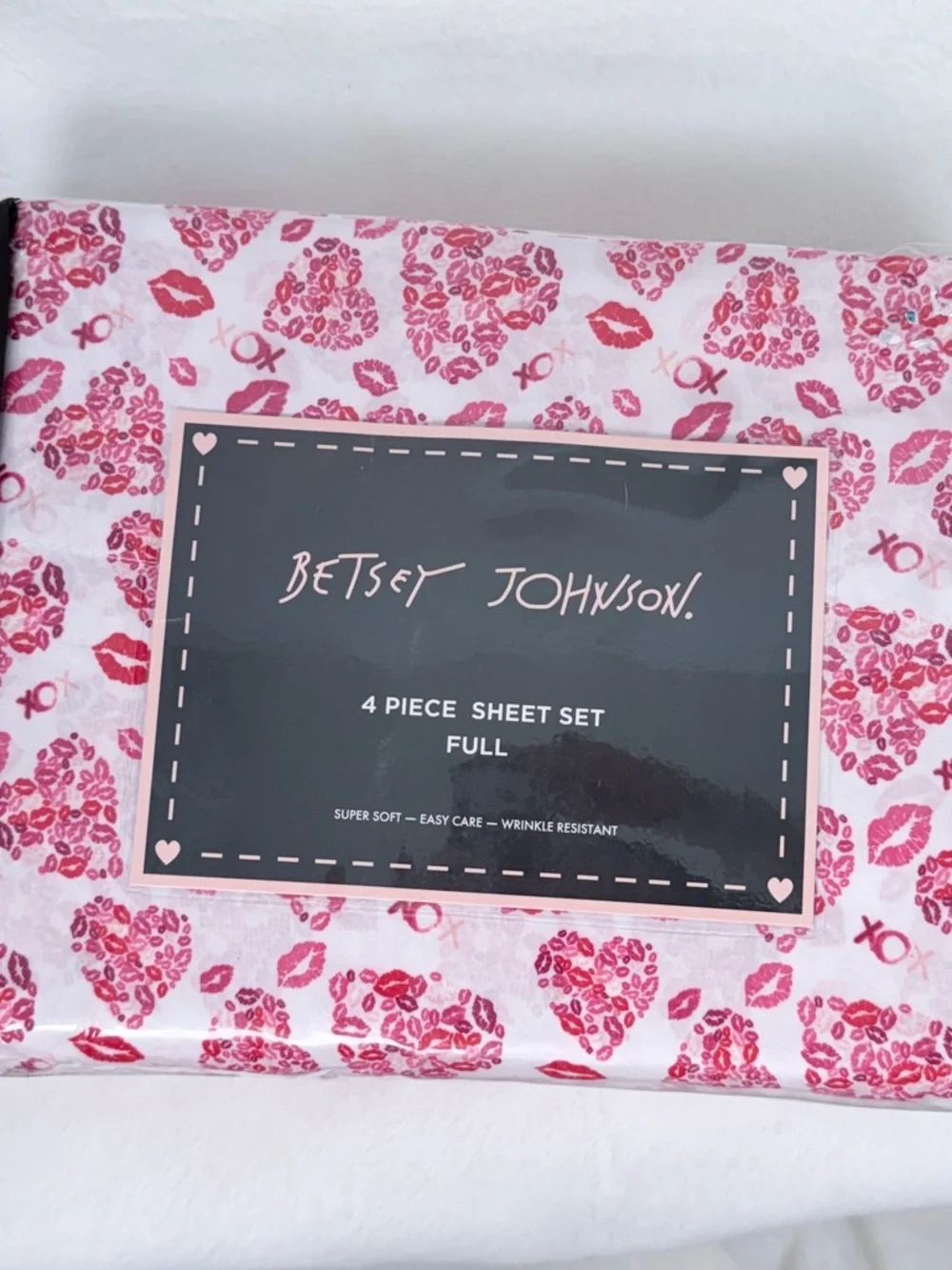 Betsey Johnson Full Sheet Set Lipstick Kiss Hearts Pink Bedding 4 Piece